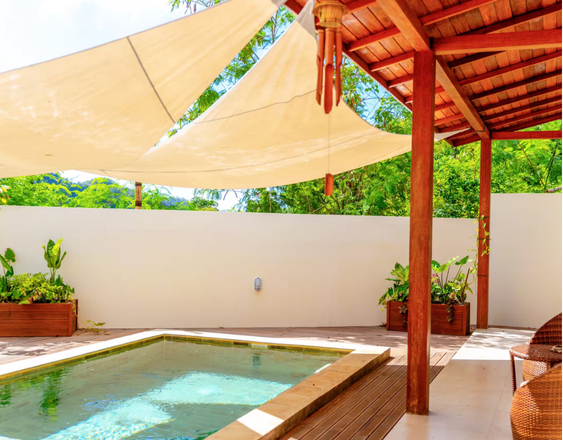 Plunge pool and shade sails